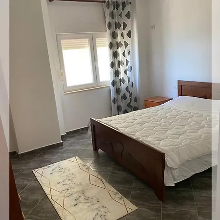 Apartment Dori's Lezhë